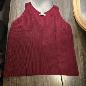Women's Sleeveless Knit Sweater - Red